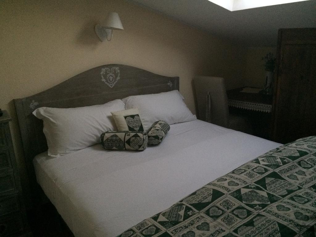 פסקוקוסטאנזו Albergo Dell'Oca חדר תמונה